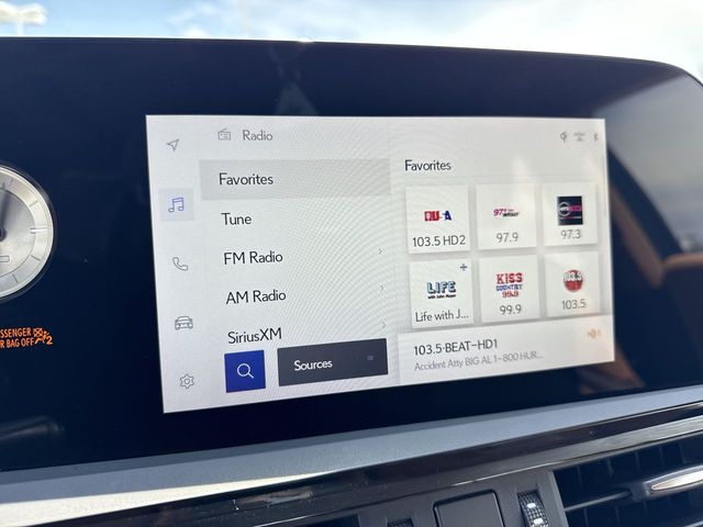 Used 2024 Lexus ES Sedan