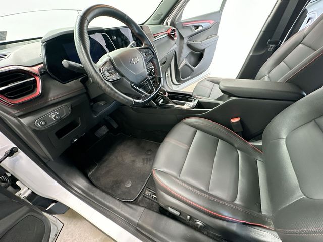 2024 Chevrolet TrailBlazer RS White at Auto Express Mitsubishi