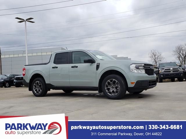 Cactus Gray 2022 Ford Maverick XLT SuperCrew FWD Pickup Truck Front-Wheel Drive Continuously Variable Transmission