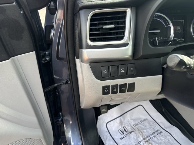 Used 2018 Toyota Highlander Hybrid SUV