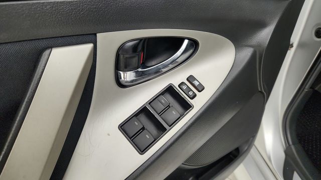 2011 Toyota Camry SE Silver at Emmons Autoplex