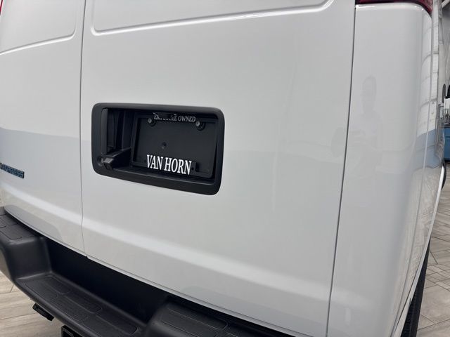 New 2026 Summit White Chevrolet Work Van image 9