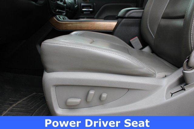 Used 2016 White Chevrolet LTZ image 3