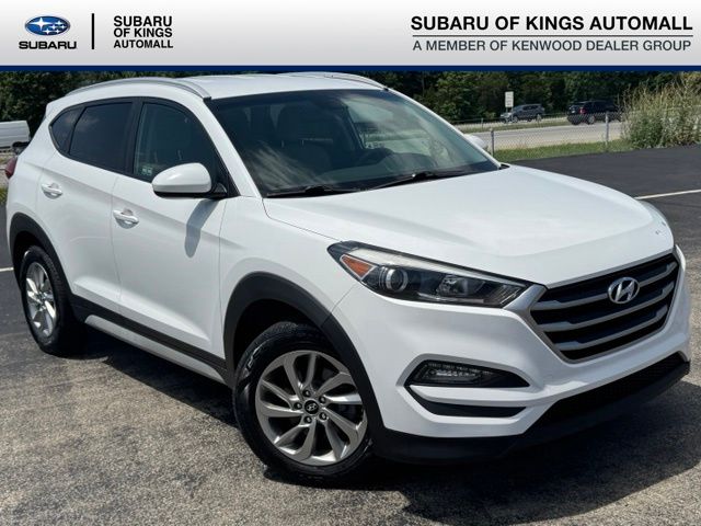 Dazzling White 2018 Hyundai Tucson SUV / Crossover Front-Wheel Drive 6-Speed Automatic