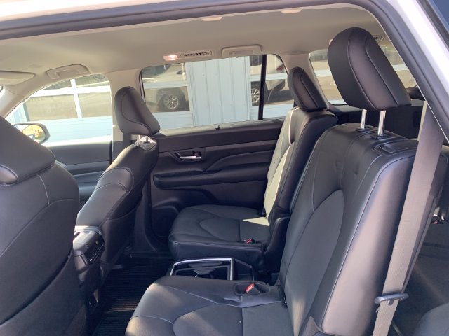 Used 2025 Toyota Grand Highlander Hybrid SUV