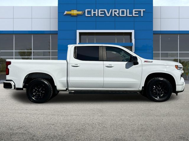 2022 Chevrolet Silverado 1500 RST 3