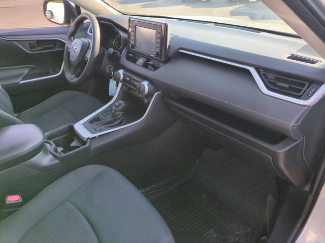 Used 2020 Silver Toyota LE image 32