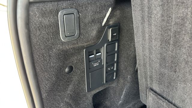 Used 2026  Land Rover Gemini Edition image 34