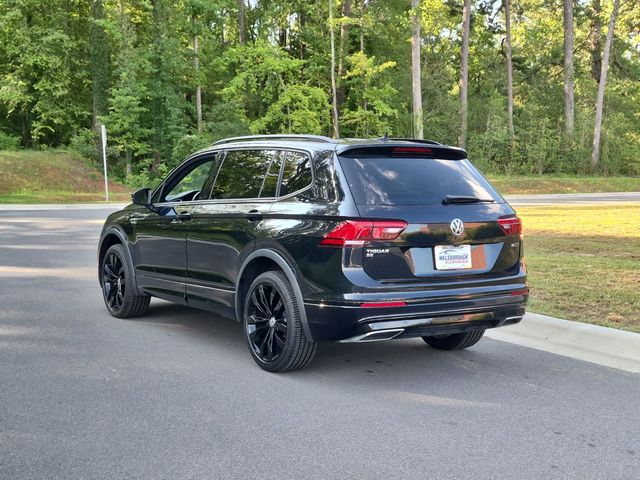 Used 2021 Black Volkswagen 2.0T SE R-Line Black image 11
