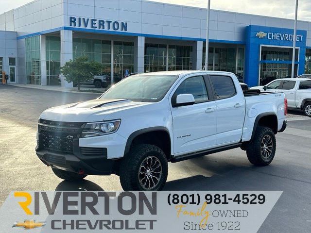 Summit White 2022 Chevrolet Colorado ZR2 Crew Cab 4WD Pickup Truck Four-Wheel Drive 8-Speed Automatic