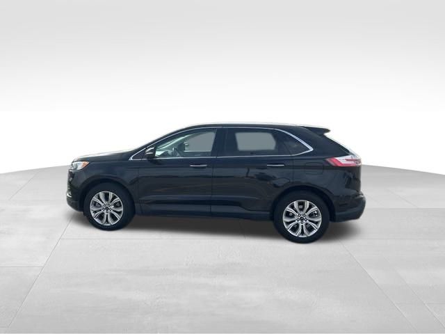 2023 Ford Edge Titanium 2