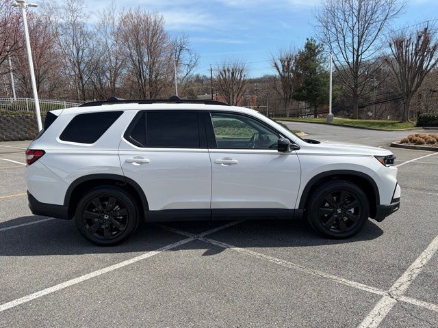 used 2025 Honda Pilot car, priced at $48,225
