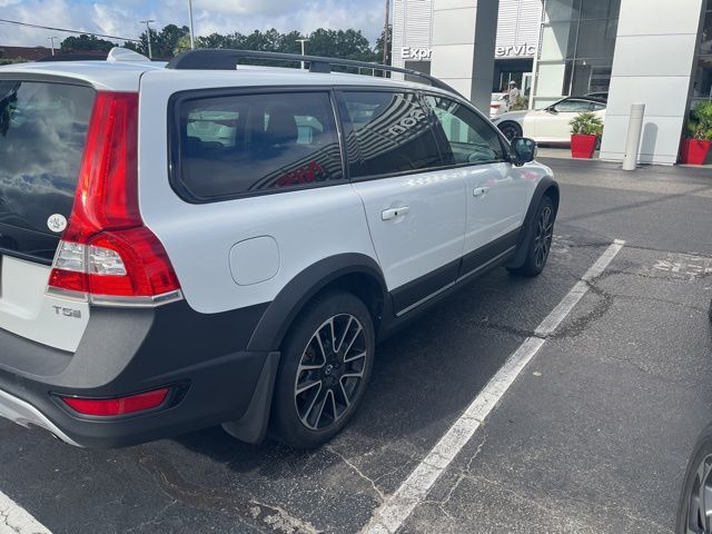2016 Ice White Volvo XC70 T5 FWD Crossover
