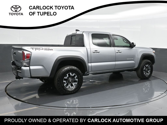 2023 Toyota Tacoma TRD Off-Road 2