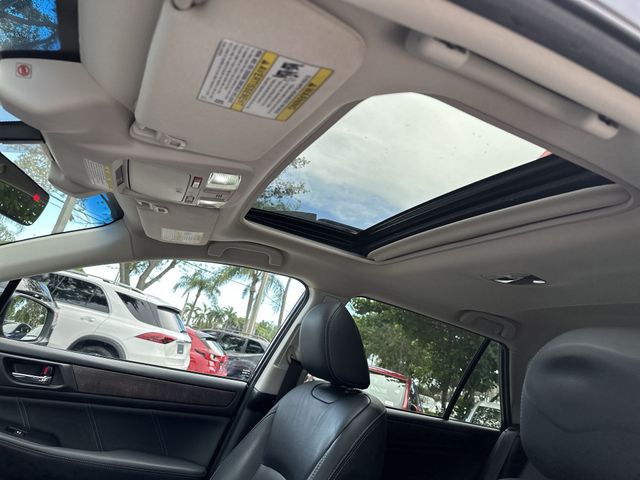 2019 Subaru Outback - $15,177