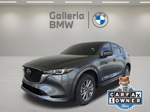 2024 Mazda CX-5 S Preferred package Auto AWD's photo