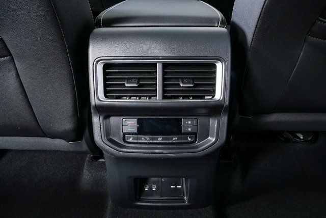 new 2026 Volkswagen Atlas car, priced at $58,293