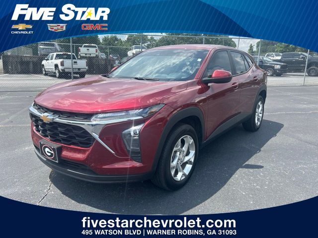 2025 Chevrolet Trax LS FWD