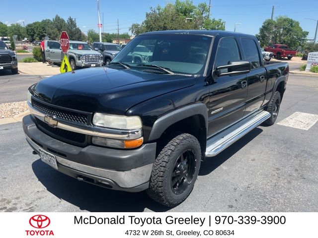 Onyx Black 2002 Chevrolet Silverado 2500HD LS Crew Cab 4WD Pickup Truck Four-Wheel Drive 4-Speed Automatic Overdrive