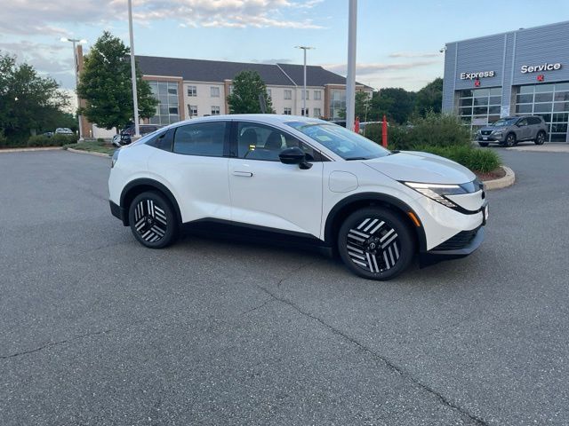 Everest White Pearl Tricoat 2026 Nissan LEAF SV+ FWD SUV / Crossover Front-Wheel Drive Automatic