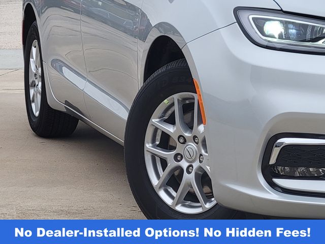 2026 Chrysler Pacifica Select - 8