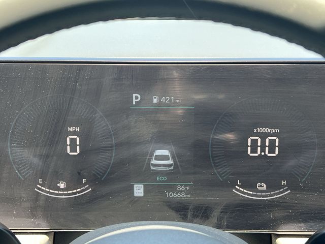 Used 2025 Gray Hyundai SEL image 26
