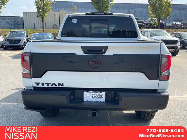 2024 Nissan Titan PRO-4X 3