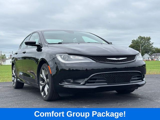 2015 Chrysler 200 S Sedan FWD