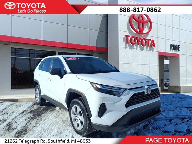 2024 Toyota RAV4 LE FWD