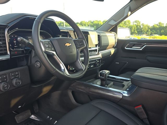 2026 Chevrolet Silverado 1500 LTZ:46645A2A