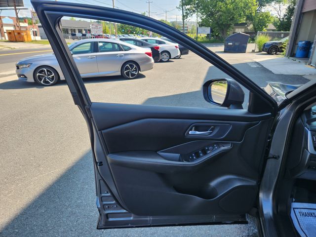 Used 2024 Nissan Rogue SUV