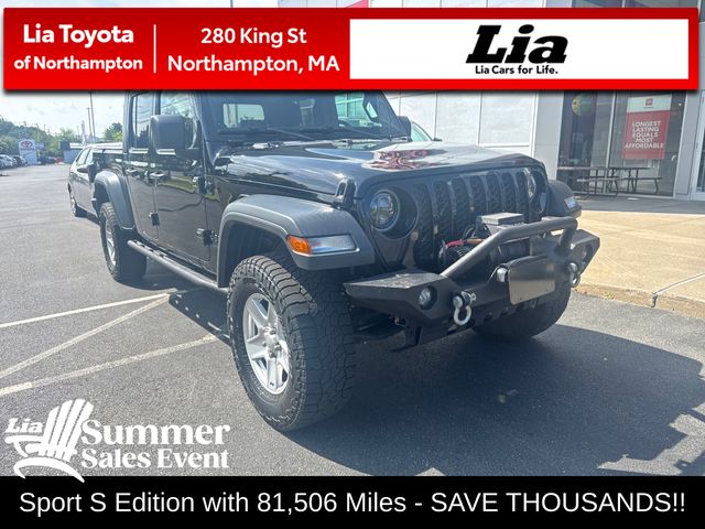  2020 Jeep Gladiator Sport Crew Cab 4WD   