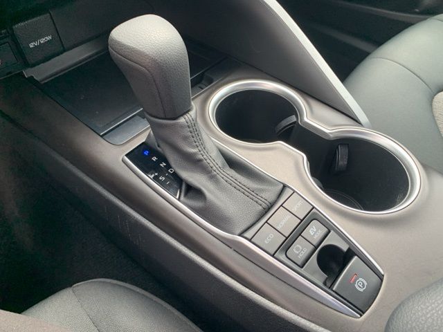 2023 Toyota Camry Hybrid LE photo