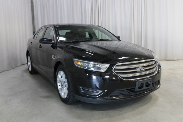 Used 2018 Black Ford SEL image 36