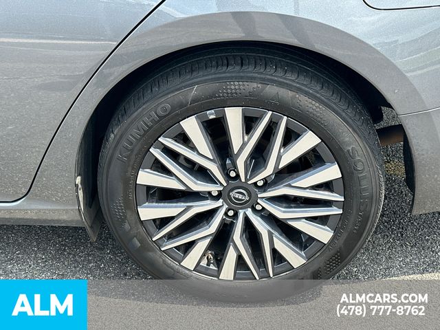Used 2025 Gray Nissan 2.5 SV image 22