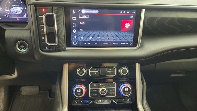 2024 GMC Yukon XL Denali Black at River Oaks CDJR