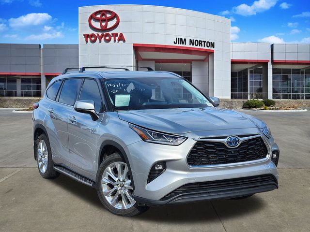 2021 Toyota Highlander Limited's photo