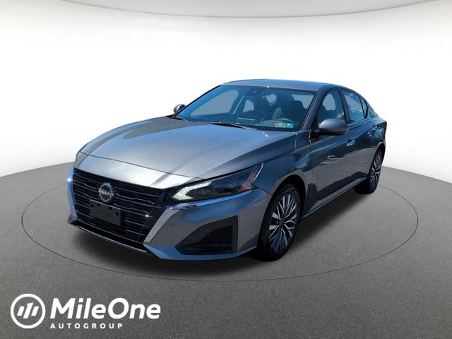 used 2023 Nissan Altima car, priced at $23,001