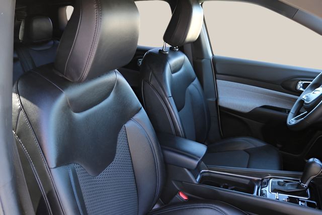 Used Car 2025 Jeep Compass  Latitude For Sale Under $25,000 In Austin, Texas