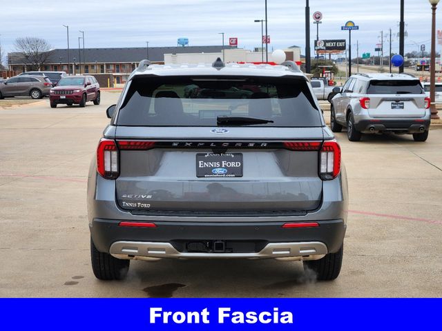 2025 Ford Explorer Active photo