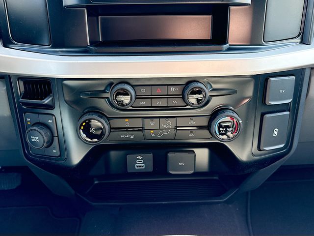 2025 Ford F-250SD XL photo