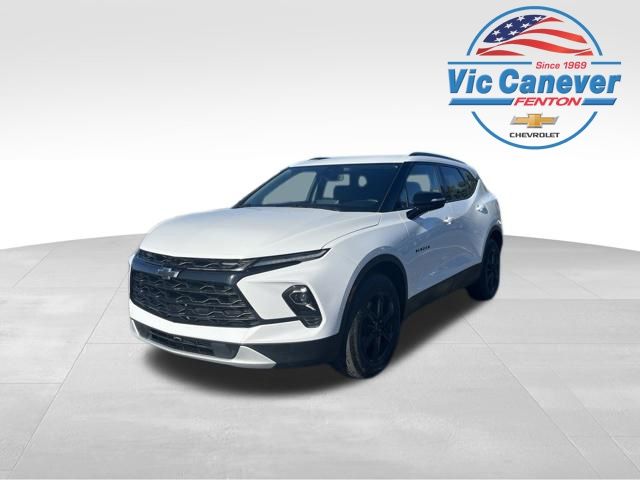 Summit White 2024 Chevrolet Blazer SUV / Crossover All-Wheel Drive 9-Speed Automatic Overdrive