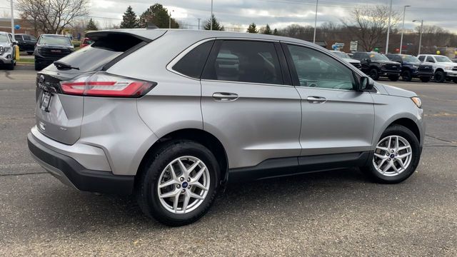 2022 Ford Edge SEL 8