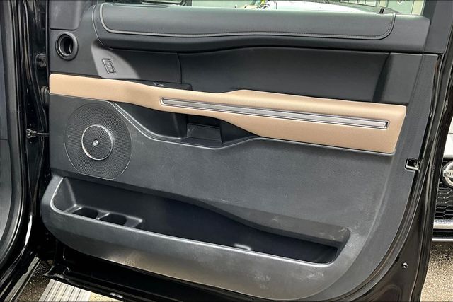 Used 2024 Ford Expedition Limited 4D Sport Utility