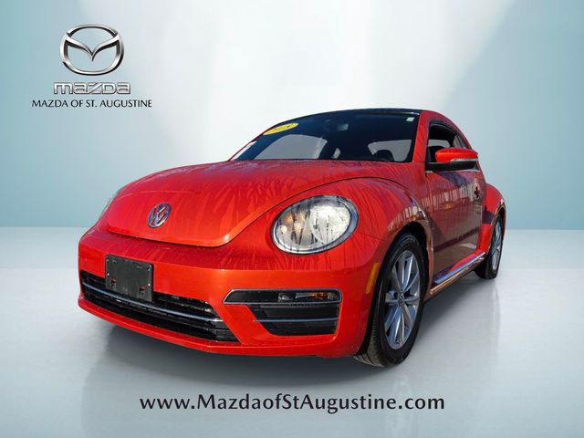  2018 Volkswagen Beetle 2.0T SE Hatchback FWD   