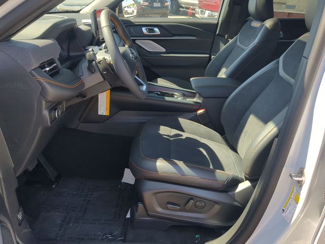 New 2026 Space White Metallic Ford Tremor® image 22