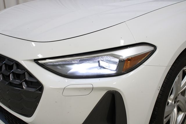 Used 2025 White Audi 2.0T Prestige image 31