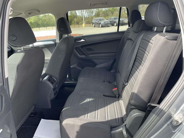 Used 2023 Gray Volkswagen 2.0T S image 9