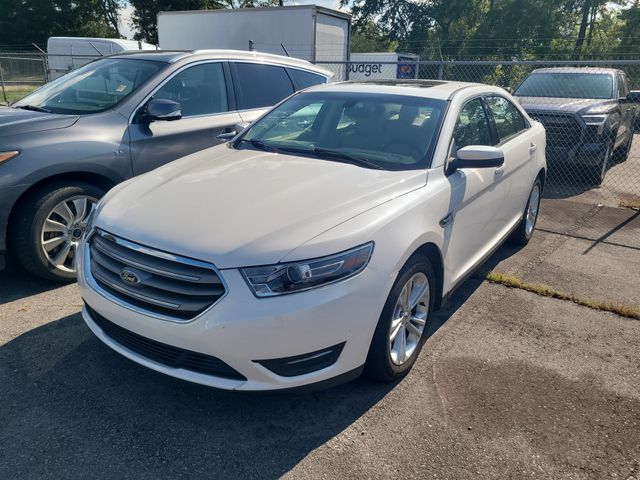 White Platinum Clearcoat Metallic 2019 Ford Taurus Sedan Front-Wheel Drive 6-Speed Automatic