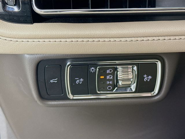 2023 Black Metallic Lincoln Aviator Standard AWD SUV